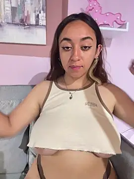 Im_Luuu's Live XXX Chat