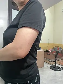 Donna9696 网络视讯表演