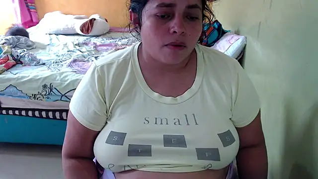 yulieth_bbw's Live XXX Chat
