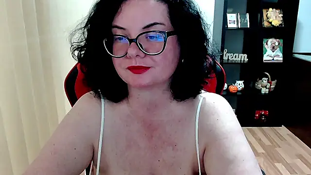 Chatroom XXX en direct de MissTroublle