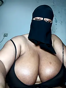 Chatroom XXX en direct de Loly_mor26