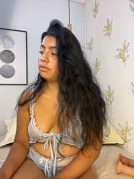 Chat +18 de Laia_white ao vivo