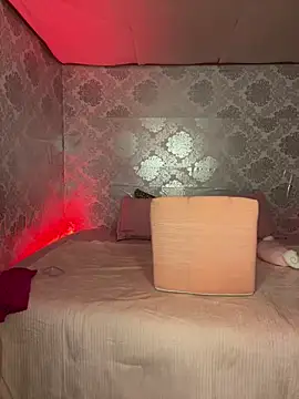 Vicky_Saidi 即時 XXX 聊天