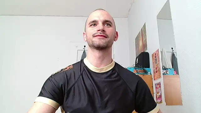Show modela OskarBreno na web-kameri