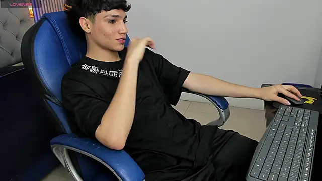 SamBlack_ Webcam Show