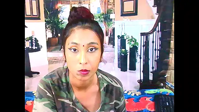 Chatroom XXX en direct de IndianSexyButt