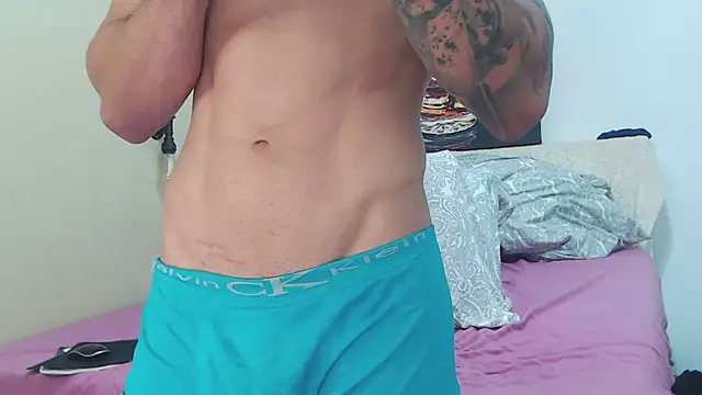 Tiberius_hunk Adlı Modelin Canlı XXX Sohbeti