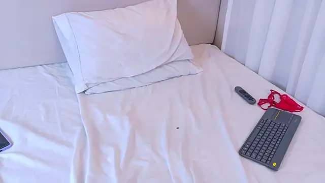 ZoeyPetit Webcam-Show