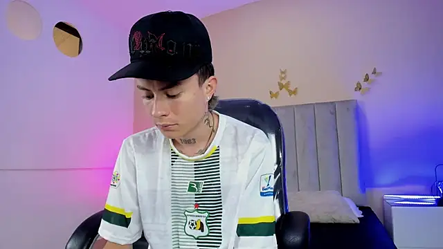 Chatroom XXX en direct de Nascary_Fox