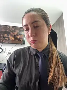 suzy-111n Live XXX chat