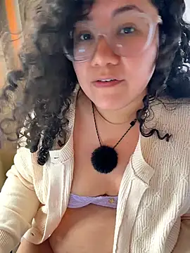 CurlyMilf_Vannexxxa Webcam-Show
