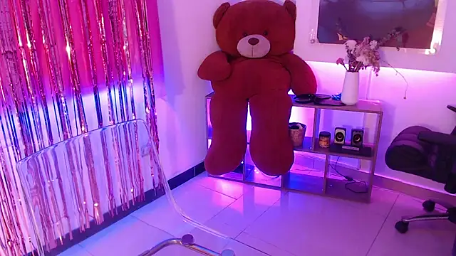 mere_in_redd Adlı Modelin Canlı XXX Sohbeti