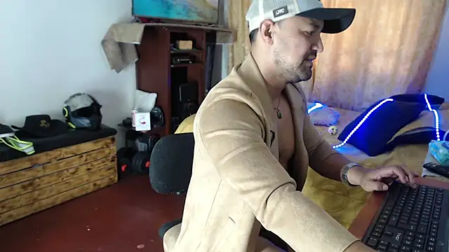 AlejoMoretti Webcam show