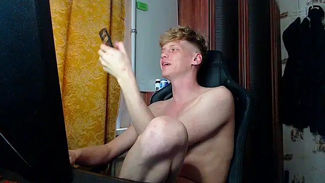 shy_redstar webcam show