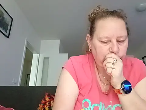 Jahudka47's Live XXX Chat