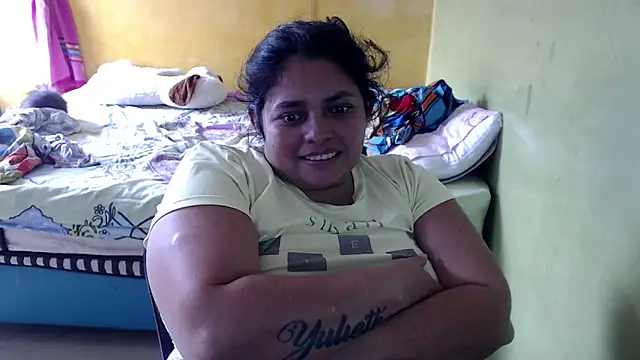 Онлайн чат XXX yulieth_bbw