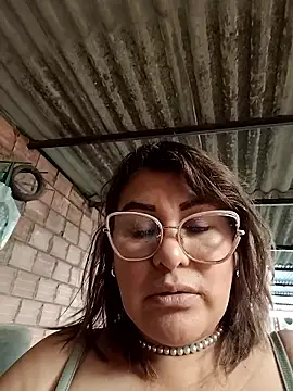 AlexxiaaMat Adlı Modelin Canlı XXX Sohbeti