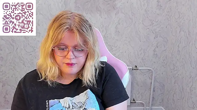 luna_c0ra Chat XXX live