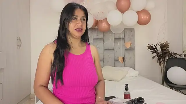 Chat XXX ao vivo de LexyJohnnes_
