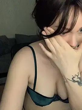 Ann_Hunt Adlı Modelin Web Kamerası Şovu