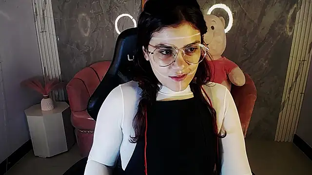Scarlett_jhonson_ch Adlı Modelin Canlı XXX Sohbeti