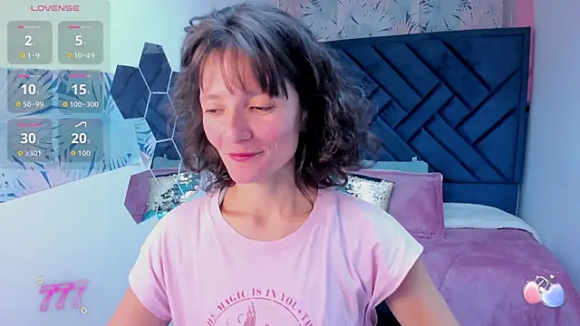 Valery_More__ Adlı Modelin Canlı XXX Sohbeti