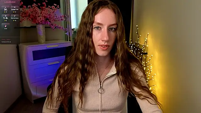RoseXAngel Adlı Modelin Canlı XXX Sohbeti