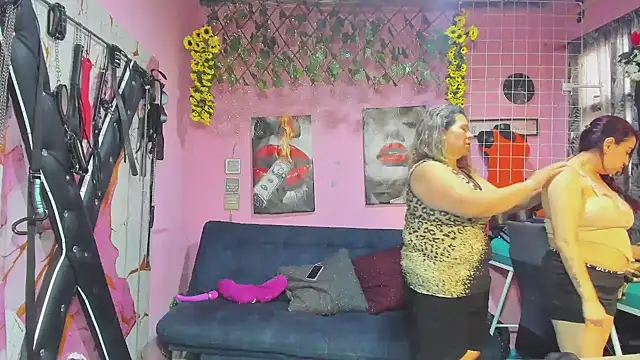 lesbiancuple's Live XXX Chat