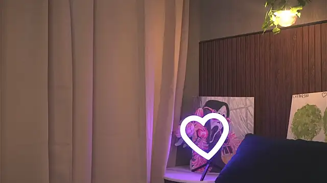 pinkmangokiss' Webcam Show