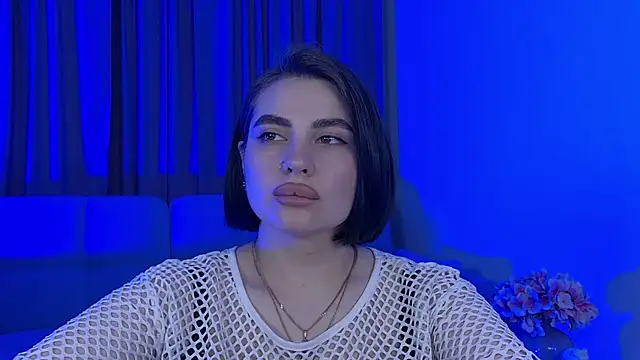 دردشة AdrianaToress الجنسية المباشرة