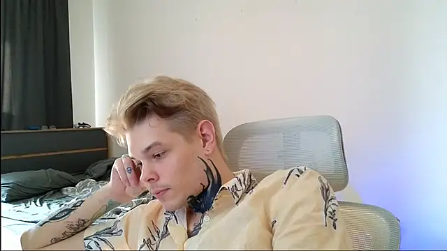 Вебкам-шоу DENIS_HERE