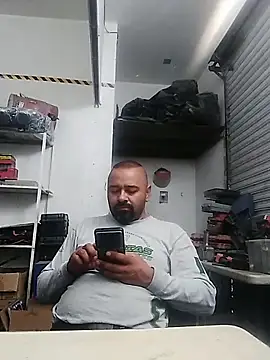 3YACULACION Chat XXX in diretta