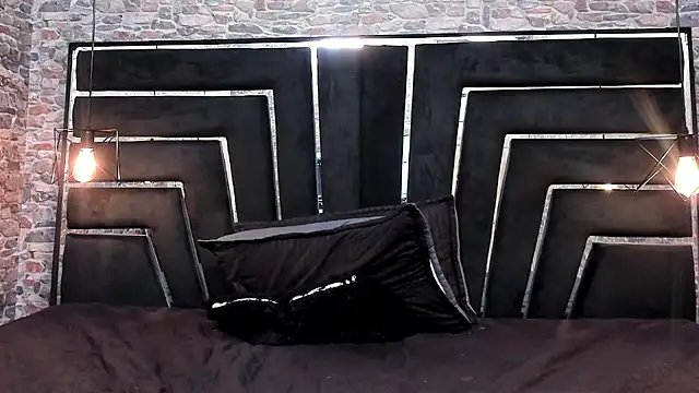 KishaX_'s Live XXX Chat