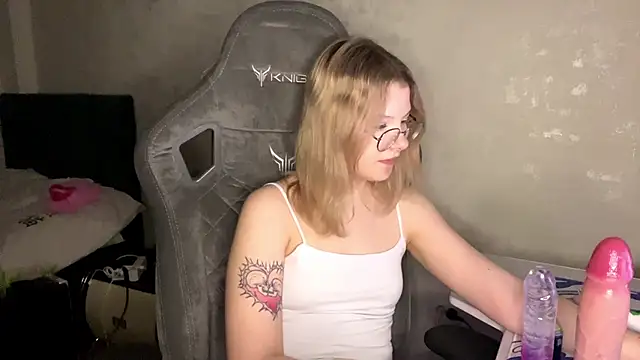 Aurora_Magic's Live XXX Chat