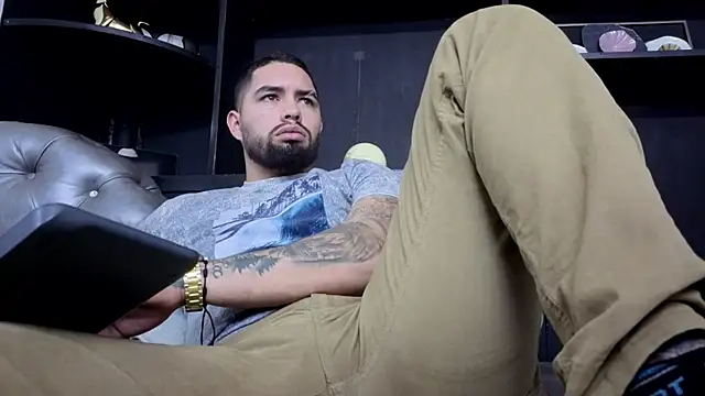 Chatroom XXX en direct de matteosantos
