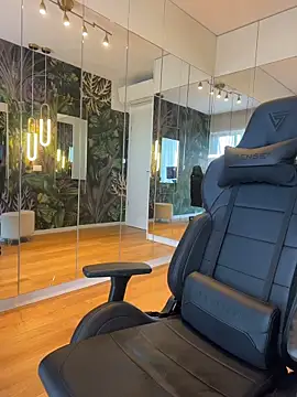 دردشة MileySin1111 الجنسية المباشرة