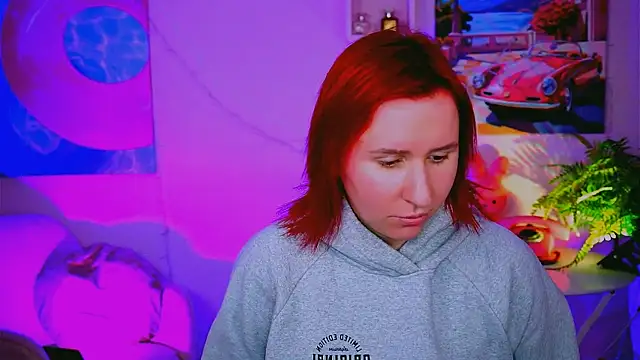 ericapotter Adlı Modelin Canlı XXX Sohbeti