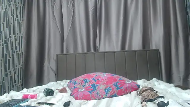 scyrim2's Live XXX Chat