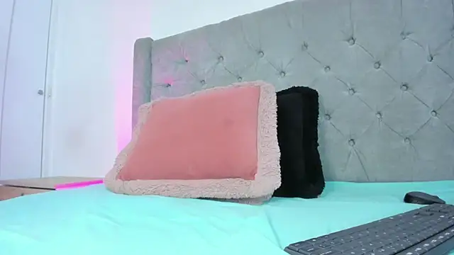 Chat +18 de BianncaDiaz ao vivo