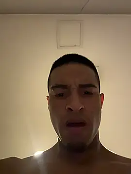 willclayy live XXX chat