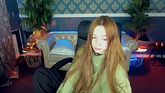 LizzaMoonn Adlı Modelin Canlı XXX Sohbeti