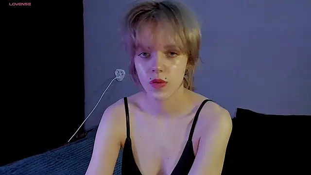 Chatroom XXX en direct de ReneYolker
