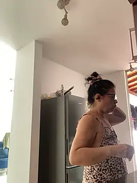 Chatroom XXX en direct de Sharongirl07