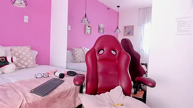 liapinketn Live XXX chat