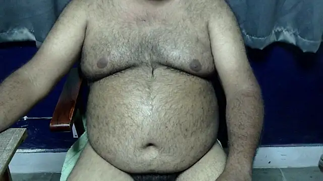hairysubcub_70 Show Webcam