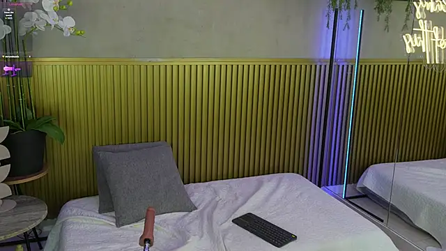 Chatroom XXX en direct de Paloma_Luna