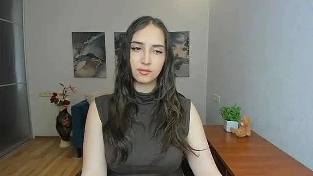 Chat +18 de Effy_Royse ao vivo