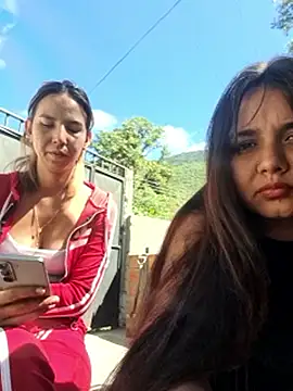 Chatroom XXX en direct de Latinas_sexy