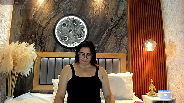 Chatroom XXX en direct de BellaPeers_