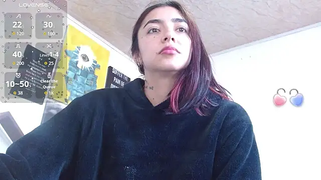 Chat +18 de ZoeBakers_ ao vivo